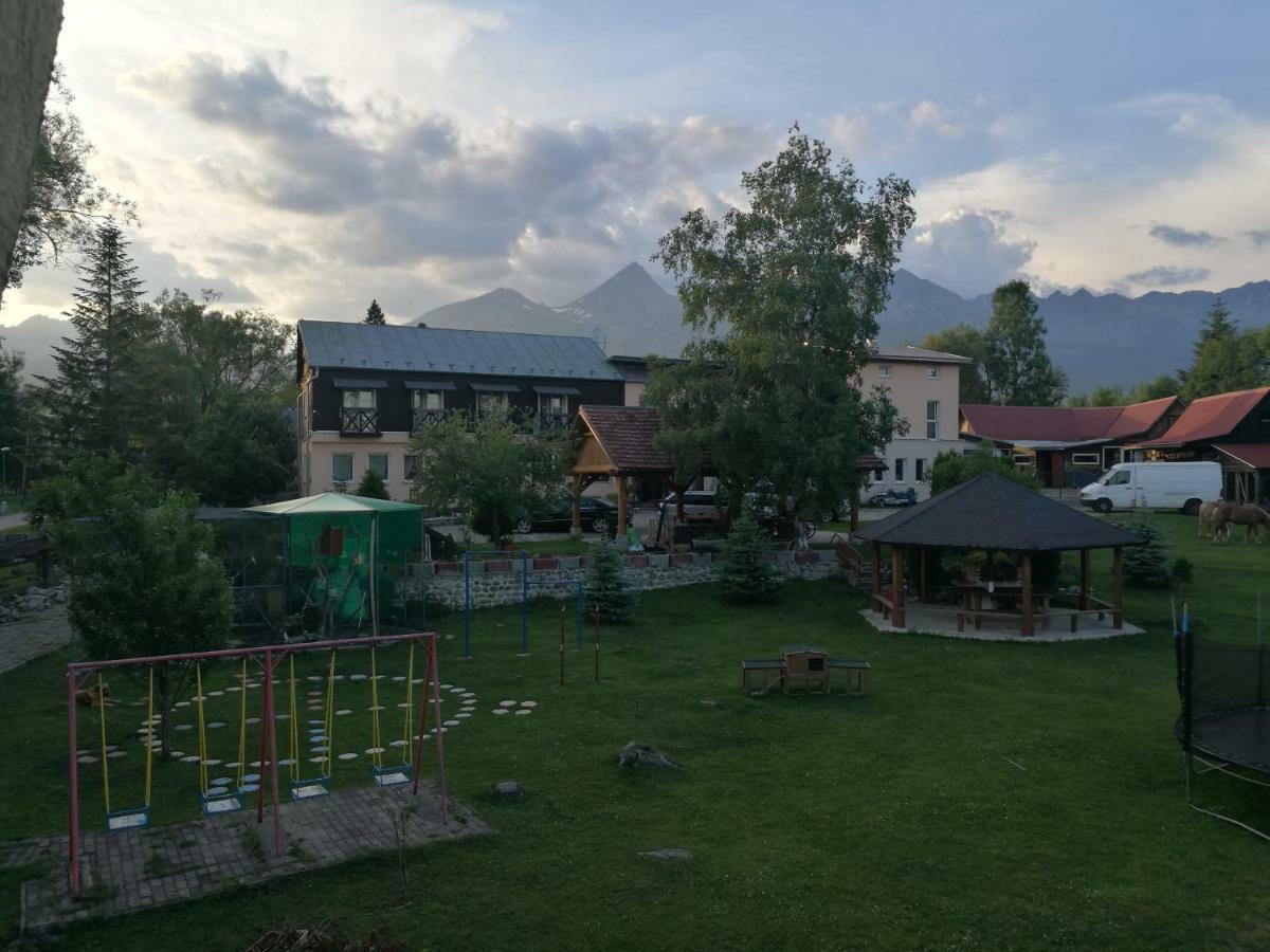 Penzion Monty Ranch Vysoke Tatry Stola Hotell Exteriör bild